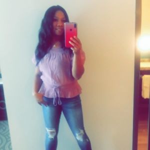 Meet your Posher, Rachelle